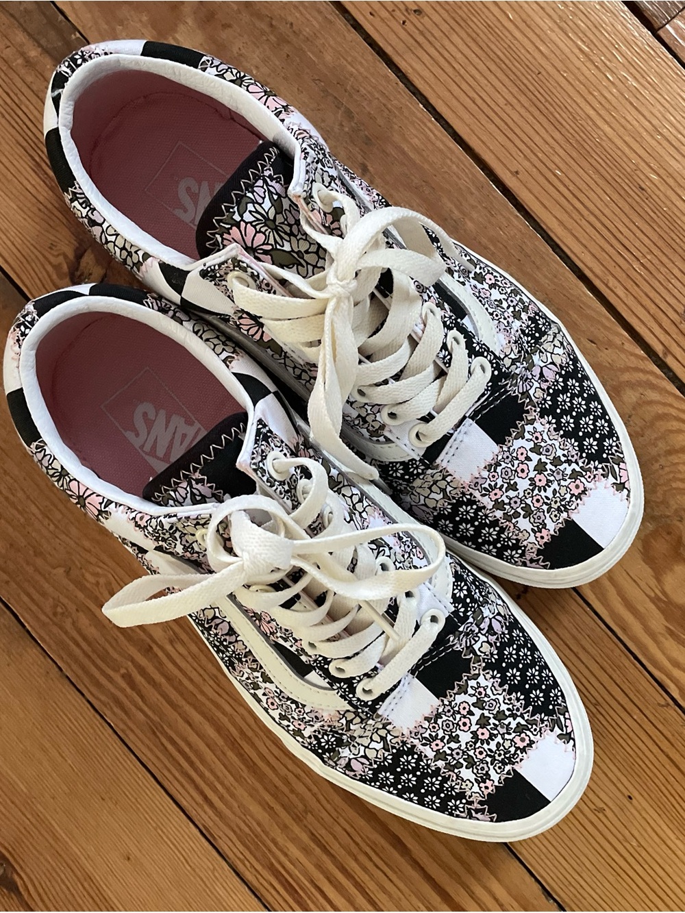 Vans Women's Floral Patchwork Old Skool Sneakers - Black, White & Pink